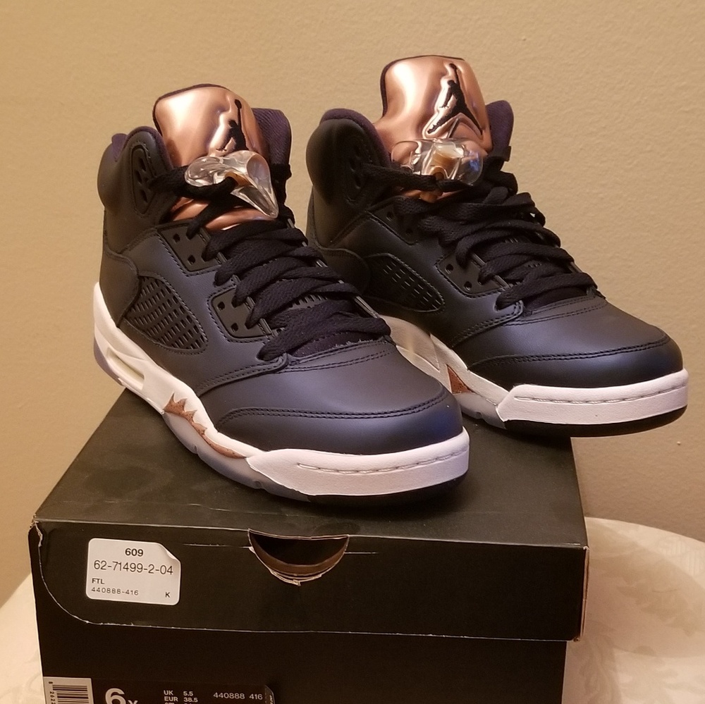 BRAND NEW!  Air Jordan 5 Bronze, GS 6